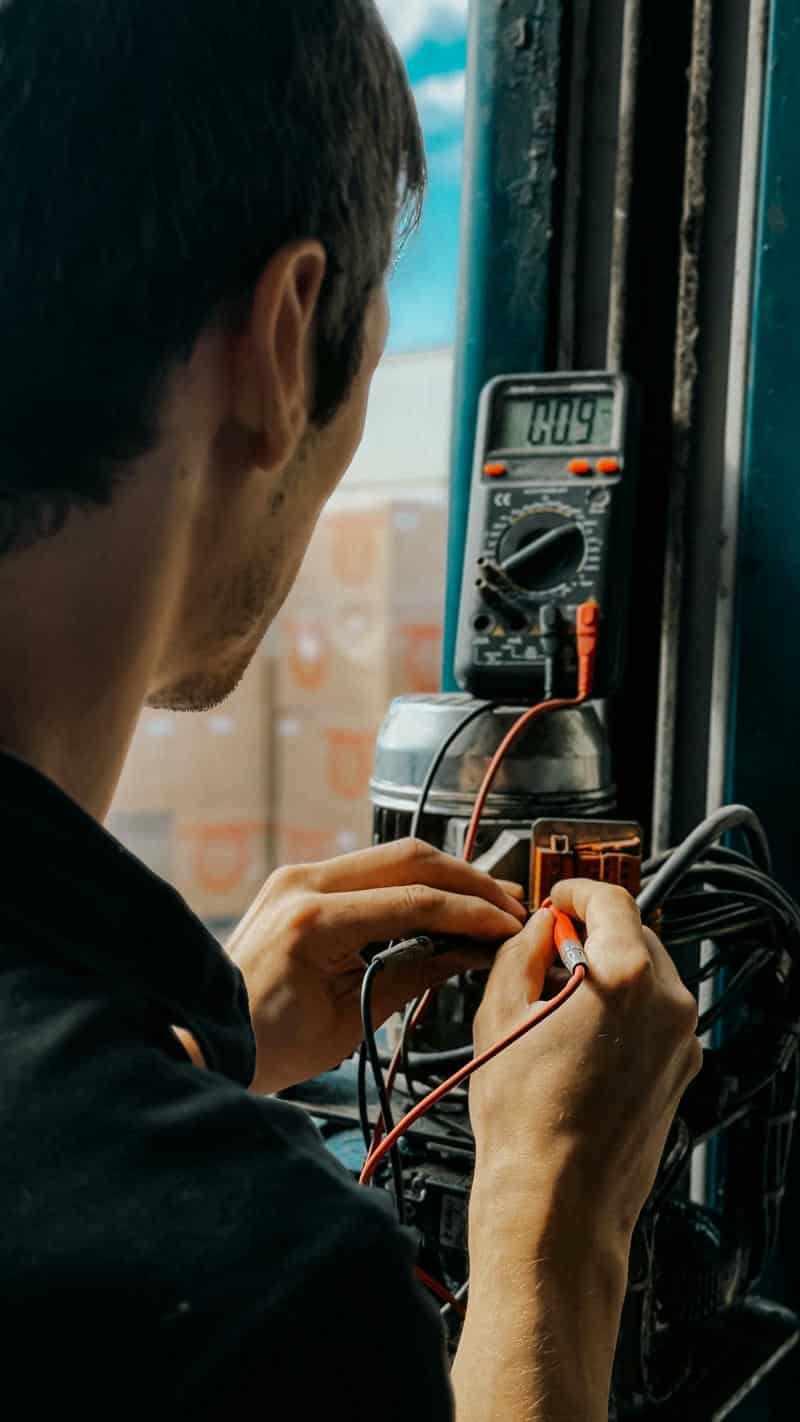 Adreste elektrikçi servisi